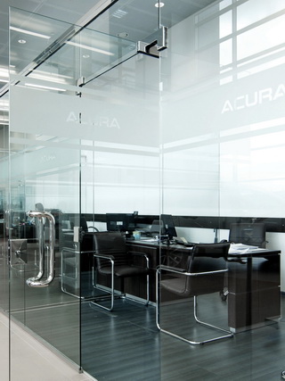 Столы менеджеров для салона «Acura»