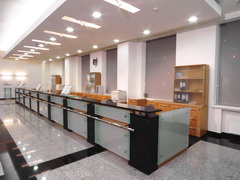 Стойка обслуживания клиентов в Центральном офисе РосЕвроБанка