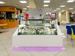 Барная стойка для мороженого в торговом центре «Парус»