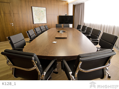 Стол заседаний для совета директоров